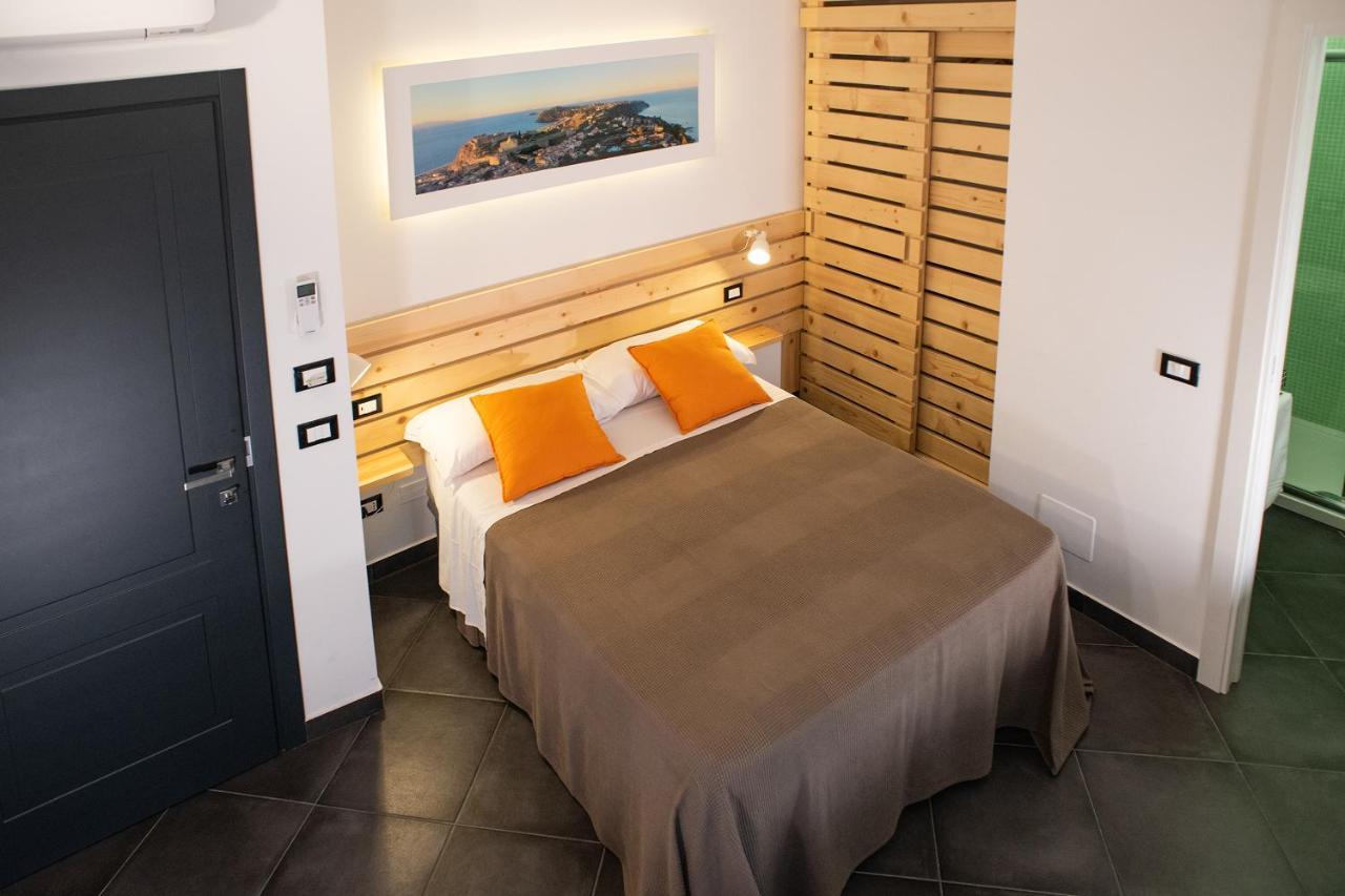 Incentro B&B Milazzo Bagian luar foto